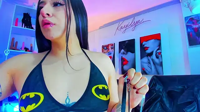 kayilyn online show from March 11, 2025, 11:33 am