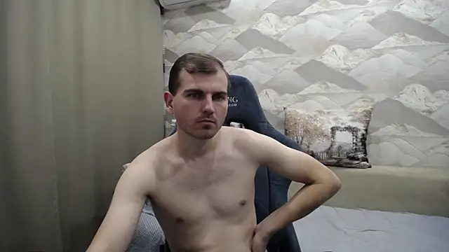 SerzhKorol1 online show from November 18, 2025, 5:27 pm