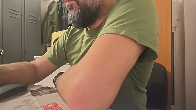 TigerOne19 online show from December 4, 2025, 7:24 pm