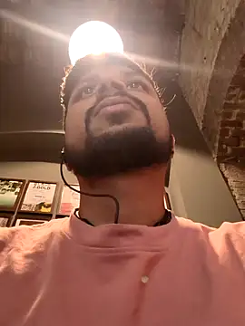 Snapshot of _IRRESISTIBLE_ chatting on February 14, 2025, 11:10 am  IRRESISTIBLE  online show from February 14, 2025, 11:10 am