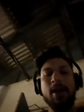 Snapshot of _IRRESISTIBLE_ chatting on January 20, 2025, 3:39 pm  IRRESISTIBLE  online show from January 20, 2025, 3:39 pm