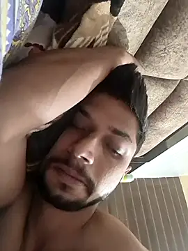 Snapshot of _IRRESISTIBLE_ chatting on October 18, 2025, 2:35 am  IRRESISTIBLE  online show from October 18, 2025, 2:35 am