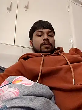 Snapshot of _IRRESISTIBLE_ chatting on November 1, 2025, 8:03 pm  IRRESISTIBLE  online show from November 1, 2025, 8:03 pm