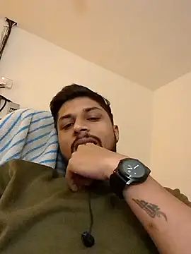 Snapshot of _IRRESISTIBLE_ chatting on February 13, 2025, 8:03 pm  IRRESISTIBLE  online show from February 13, 2025, 8:03 pm