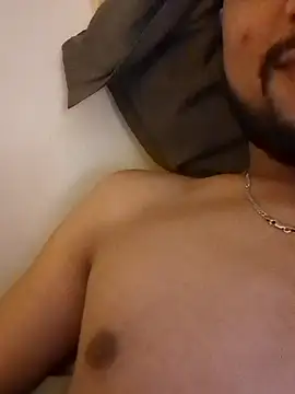 Snapshot of _IRRESISTIBLE_ chatting on February 10, 2025, 7:17 pm  IRRESISTIBLE  online show from February 10, 2025, 7:17 pm