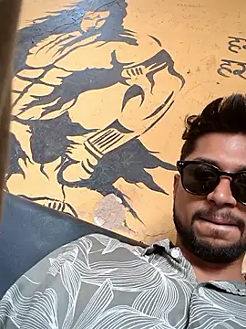  IRRESISTIBLE  online show from March 5, 2026, 8:33 am