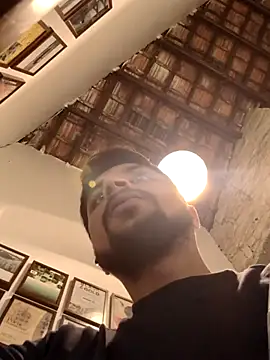 Snapshot of _IRRESISTIBLE_ chatting on October 29, 2025, 10:14 am  IRRESISTIBLE  online show from October 29, 2025, 10:14 am