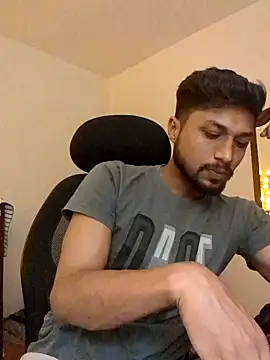 Snapshot of _IRRESISTIBLE_ chatting on January 31, 2025, 3:33 pm  IRRESISTIBLE  online show from January 31, 2025, 3:33 pm