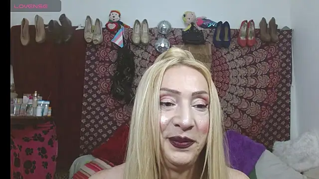 elena evans online show from October 31, 2025, 4:36 pm