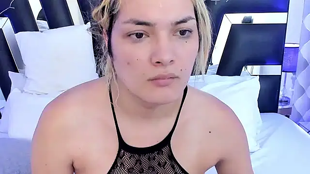 Snapshot of katya_kozlov chatting on March 3, 2025, 6:31 am katya kozlov online show from March 3, 2025, 6:31 am