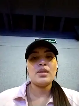 Snapshot of aisha_es chatting on March 24, 2026, 6:52 pm aisha es online show from March 24, 2026, 6:52 pm