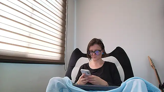 Arya starrk online show from February 9, 2026, 1:31 pm