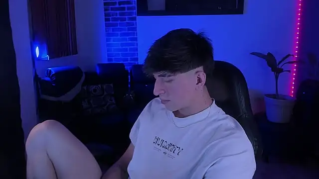 Thomass clark online show from February 21, 2026, 1:07 am