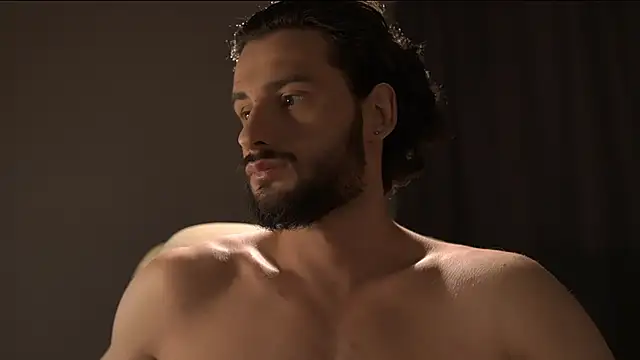 Keen   Luckystrike online show from April 7, 2026, 12:56 am