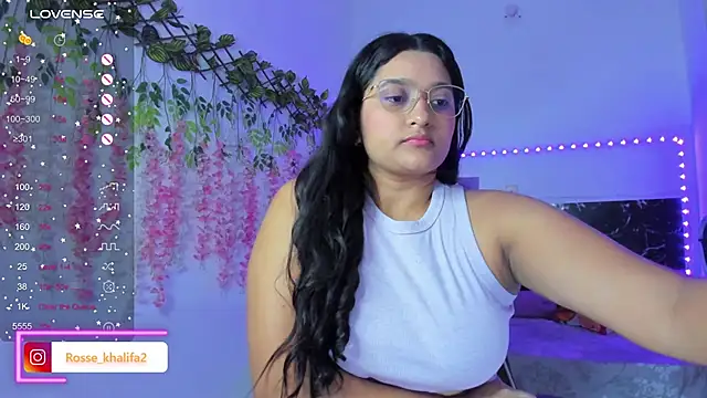 Rosse khalifa2 online show from February 4, 2025, 2:39 am
