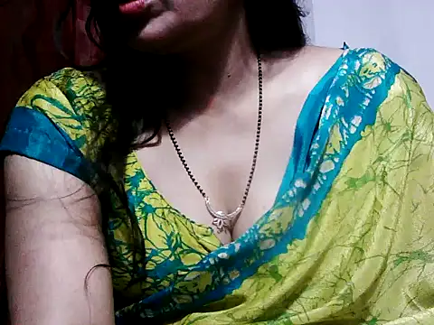 Snapshot of RukminiNew chatting on April 19, 2026, 6:10 pm RukminiNew online show from April 19, 2026, 6:10 pm