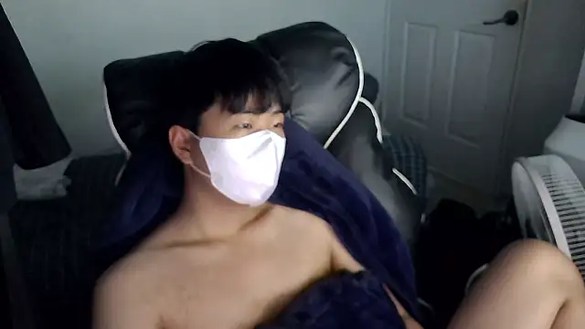 dlgkdla123 online show from April 18, 2026, 10:06 am