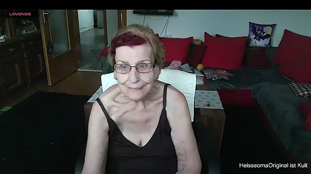 Snapshot of HeisseomaOriginal chatting on June 17, 2026, 12:04 pm HeisseomaOriginal online show from June 17, 2026, 12:04 pm