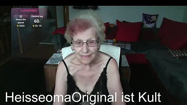 Snapshot of HeisseomaOriginal chatting on June 4, 2026, 7:13 am HeisseomaOriginal online show from June 4, 2026, 7:13 am