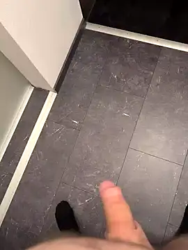 Snapshot of Andy7430 chatting on January 14, 2025, 4:18 pm Andy7430 online show from January 14, 2025, 4:18 pm