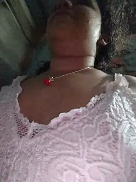 Snapshot of ValeriaSantos- chatting on July 10, 2026, 11:16 pm ValeriaSantos- online show from July 10, 2026, 11:16 pm