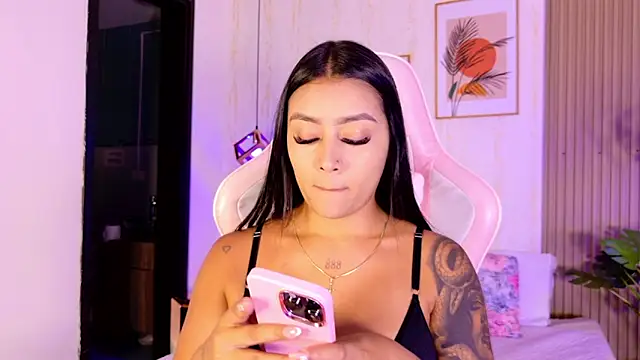 CameronCollins  online show from March 4, 2026, 8:49 pm