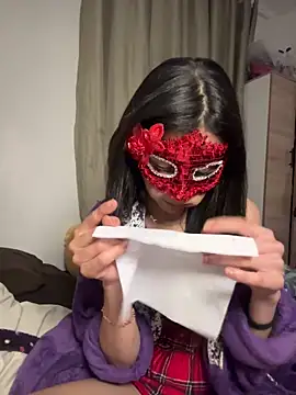 morrocoXcute online show from May 8, 2026, 1:53 am