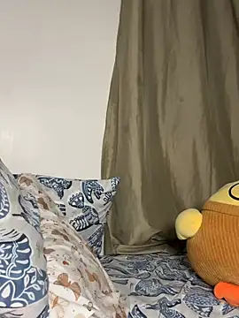 morrocoXcute online show from May 15, 2026, 9:46 pm