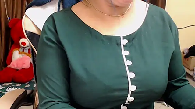 Naughty Kashish online show from December 4, 2025, 6:01 am