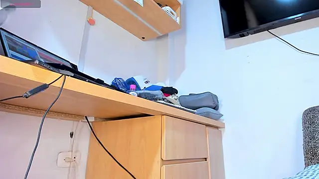 MikeMiller2 online show from September 30, 2025, 6:19 am