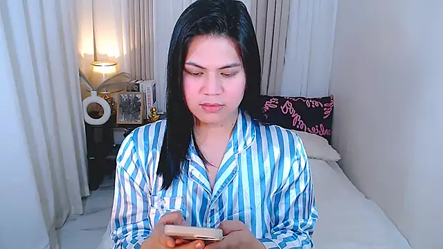 Mimi Cums online show from October 28, 2025, 4:28 pm