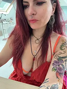 Snapshot of LunaMoongirl chatting on July 30, 2026, 10:25 am LunaMoongirl online show from July 30, 2026, 10:25 am