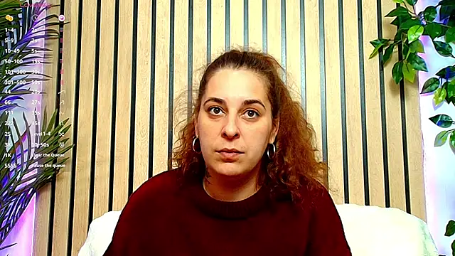 KarinaNoir online show from April 19, 2026, 4:02 am