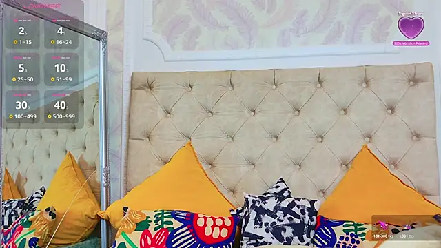 KarinaNoir online show from January 16, 2026, 5:00 am