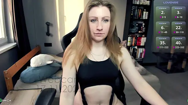 Snapshot of Web-cam-angel chatting on November 17, 2025, 1:04 pm Web-cam-angel online show from November 17, 2025, 1:04 pm