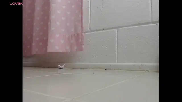 Snapshot of Dulce_Anita chatting on February 2, 2026, 1:21 pm Dulce Anita online show from February 2, 2026, 1:21 pm