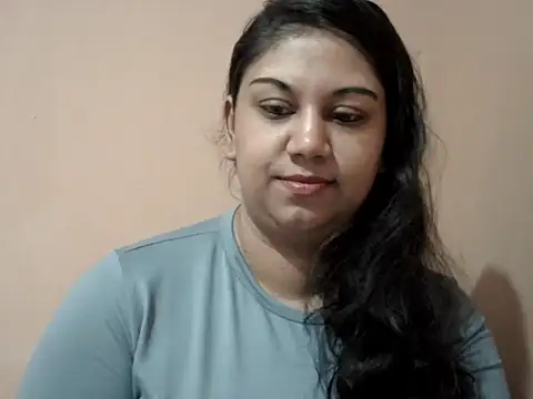 Snapshot of bellachow10 chatting on June 29, 2026, 7:26 am bellachow10 online show from June 29, 2026, 7:26 am