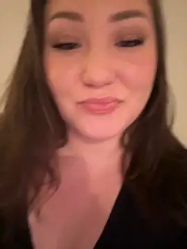 Snapshot of RosieDixx chatting on November 7, 2025, 6:51 am RosieDixx online show from November 7, 2025, 6:51 am