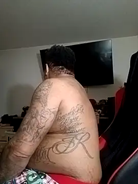 Snapshot of yellowwetfox chatting on December 8, 2024, 2:57 am yellowwetfox online show from December 8, 2024, 2:57 am