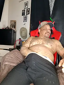 Snapshot of yellowwetfox chatting on March 1, 2025, 11:17 am yellowwetfox online show from March 1, 2025, 11:17 am