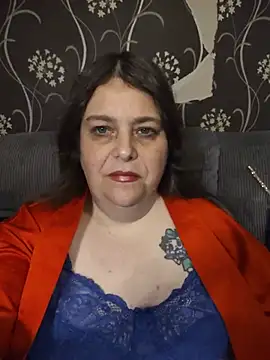 HouseWifeWhore Milf online show from June 24, 2026, 5:50 am