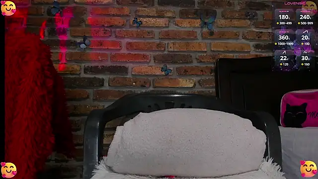 anita 29 online show from November 13, 2025, 1:09 am