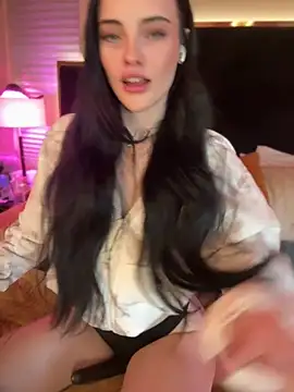 KarissaChantelle online show from February 10, 2026, 4:17 pm