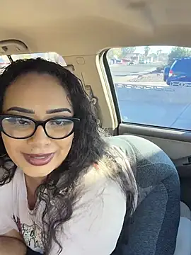 CarmelaAnthony online show from November 13, 2025, 4:33 pm