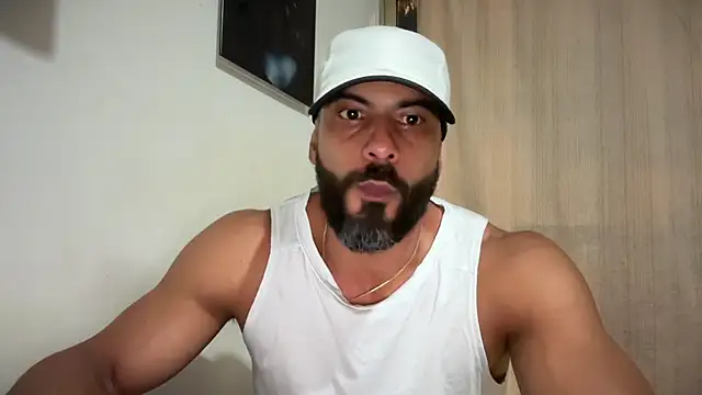 romeolovedark online show from May 30, 2026, 2:18 am