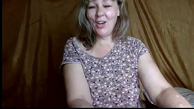 Snapshot of karina_ren_ chatting on July 24, 2026, 4:41 am karina ren online show from July 24, 2026, 4:41 am