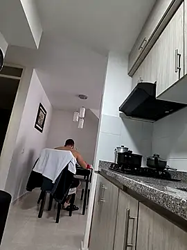 Snapshot of molok329 chatting on December 3, 2025, 5:56 pm molok329 online show from December 3, 2025, 5:56 pm