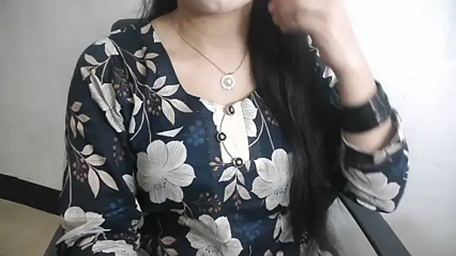 Chanchal--Navya online show from March 6, 2026, 5:52 pm