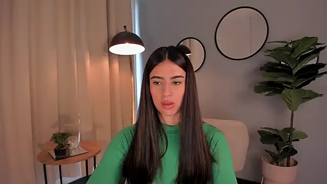 Snapshot of LiaPearce chatting on February 3, 2025, 1:51 pm LiaPearce online show from February 3, 2025, 1:51 pm