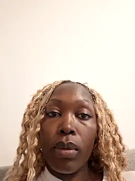 Snapshot of nemcy_bae chatting on May 27, 2026, 6:59 pm nemcy bae online show from May 27, 2026, 6:59 pm